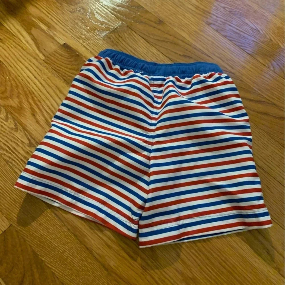 Hanna Andersson Sunblock Swim Trunks in Red White and Blue Stripes Size 4 - Picture 5 of 5